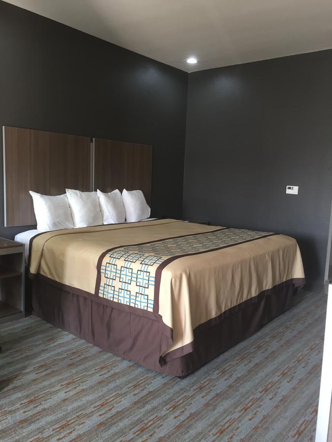 Scottish Inn & Suites - Конро Екстер'єр фото